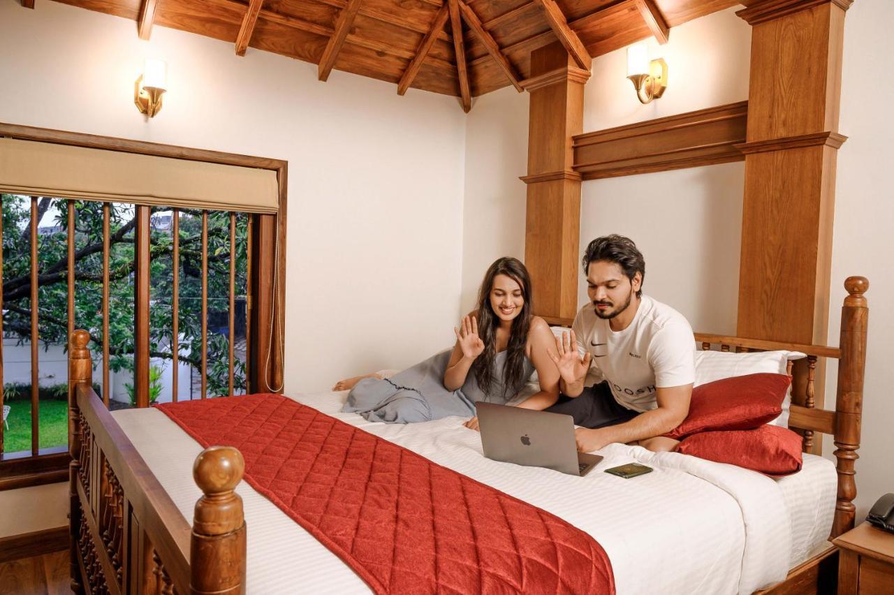 Surya Heritage Hotels كانور المظهر الخارجي الصورة