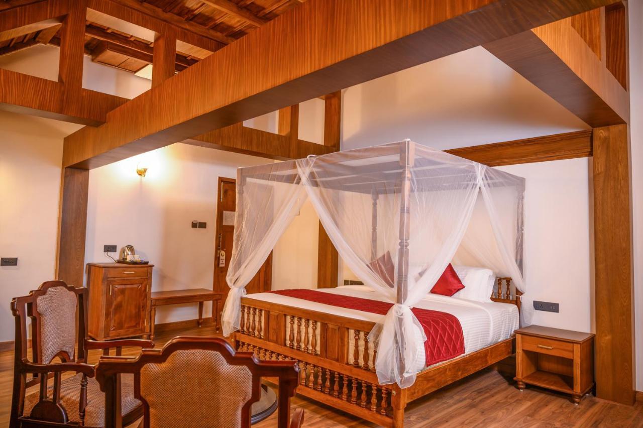 Surya Heritage Hotels كانور المظهر الخارجي الصورة