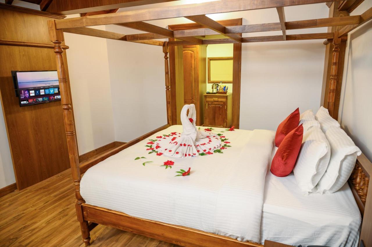 Surya Heritage Hotels كانور المظهر الخارجي الصورة