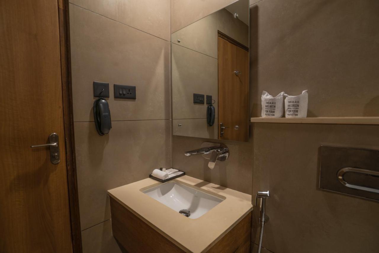 Surya Heritage Hotels كانور المظهر الخارجي الصورة