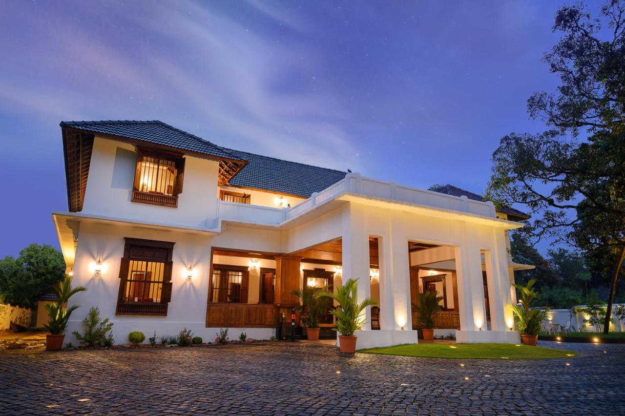 Surya Heritage Hotels كانور المظهر الخارجي الصورة