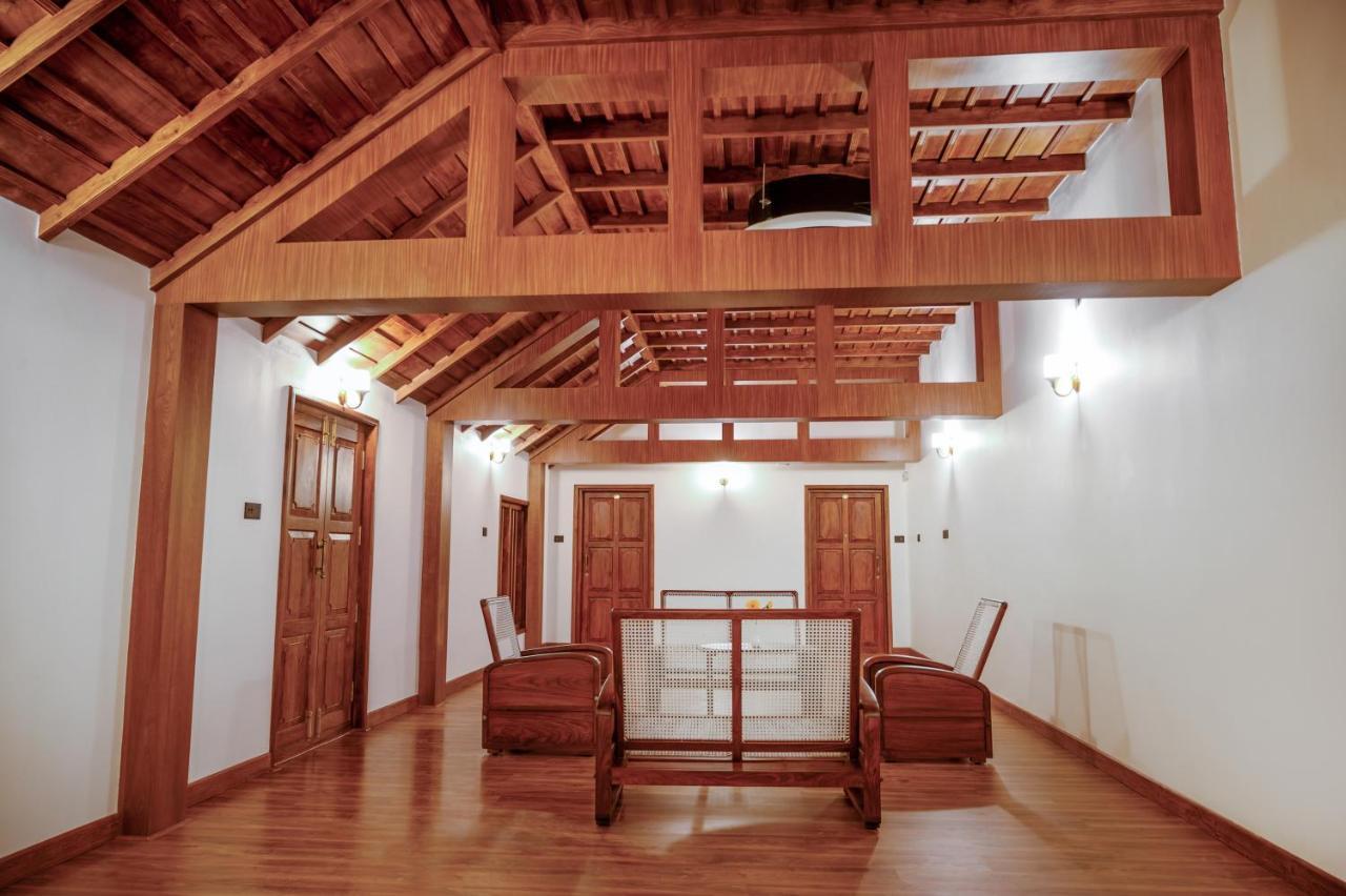 Surya Heritage Hotels كانور المظهر الخارجي الصورة
