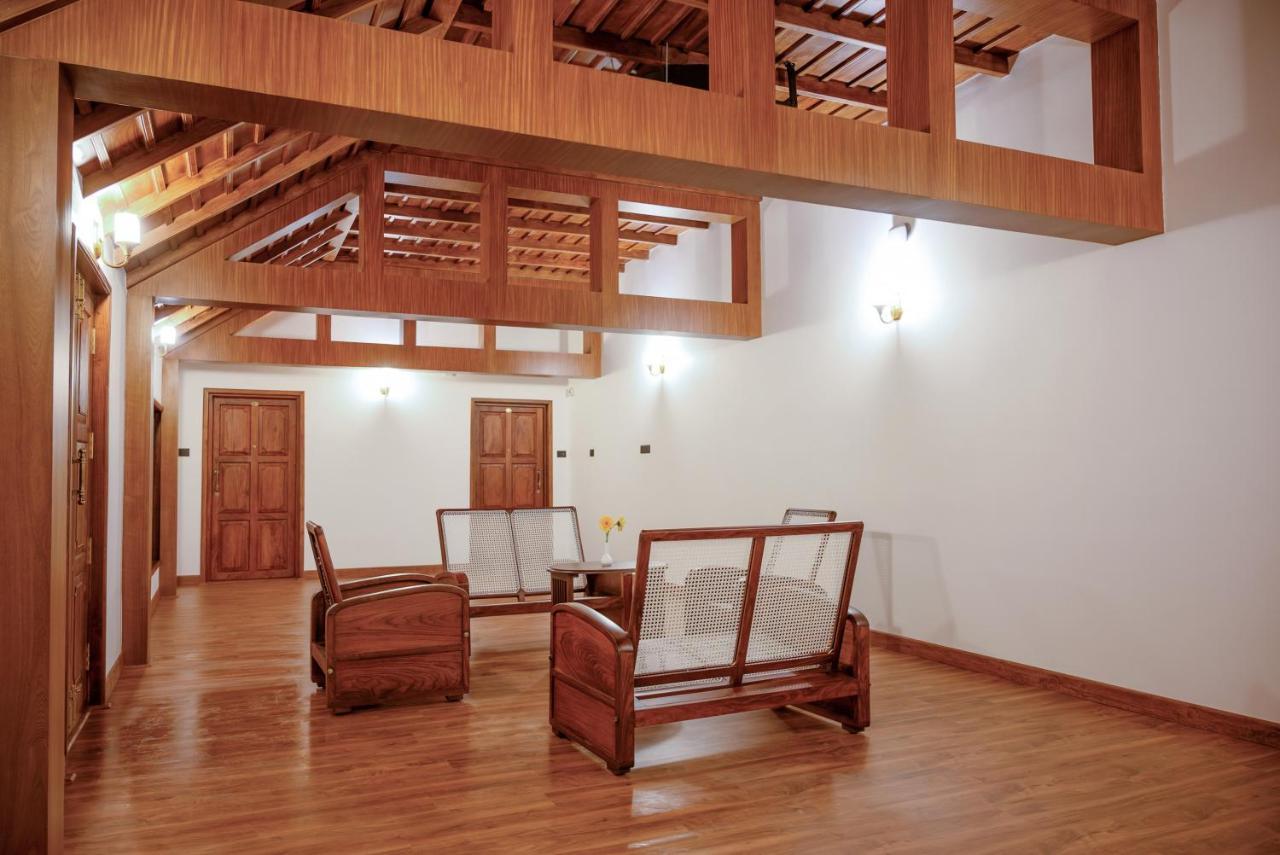 Surya Heritage Hotels كانور المظهر الخارجي الصورة
